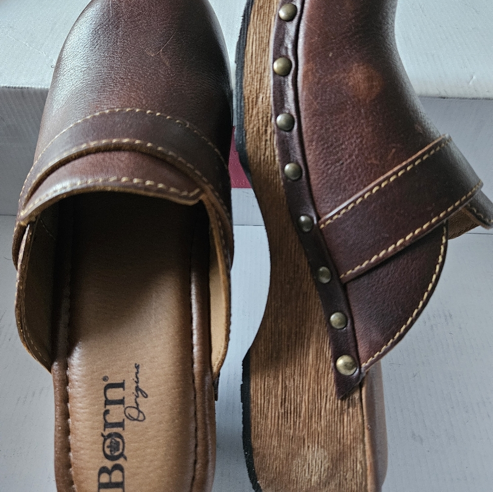 Women's clogs